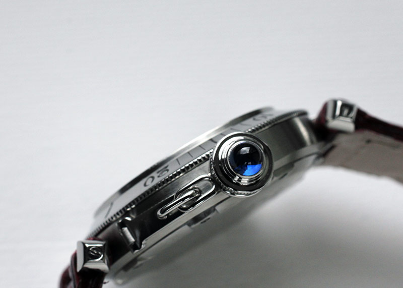 カルティエ - パシャダイバー | CARTIER | 35mm SS アイボリー文字盤 自動巻き レザー | 中古 |