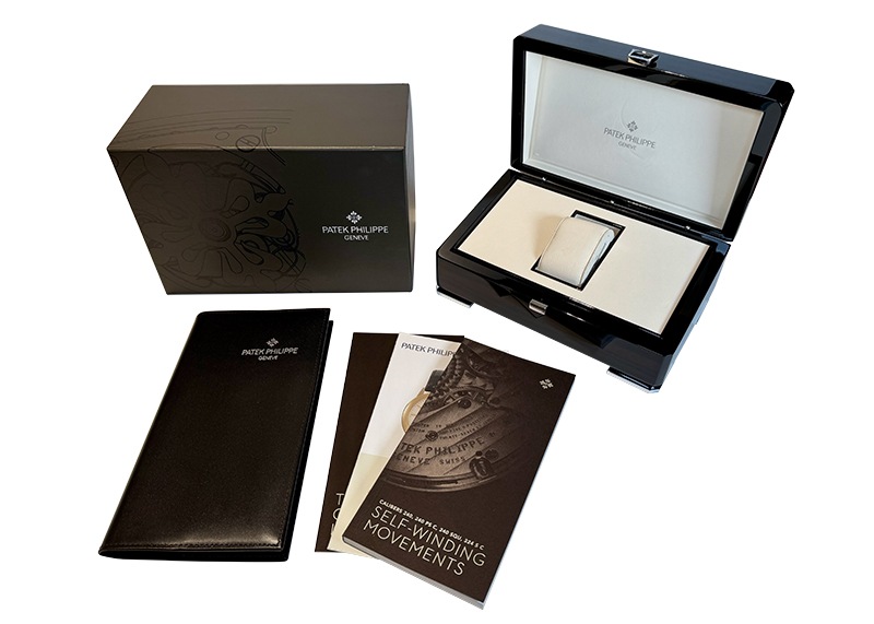 パテックフィリップ - ノーチラス | PATEK PHILIPPE | 5711/1R-001 | RG ブラウン文字盤 自動巻き ブレスレット | 中古