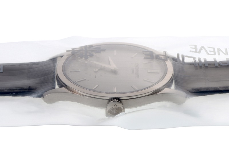 パテックフィリップ - カラトラバ | PATEK PHILIPPE | 5196G-001 | WG シルバー文字盤 手巻き レザー | レストア | 中古