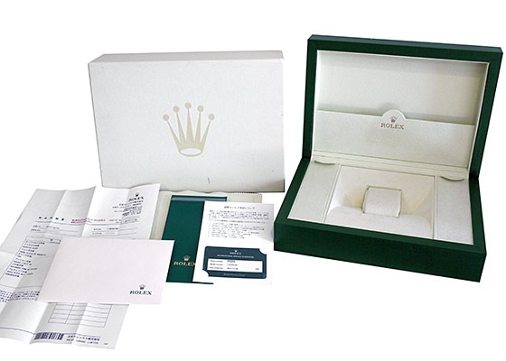ロレックス - オイスター パーペチュアル コスモグラフ デイトナ ベゼルバゲットダイヤモンド | ROLEX | 116599TBR ZER | WG ダイヤ文字盤 自動巻き レザー | 中古 |