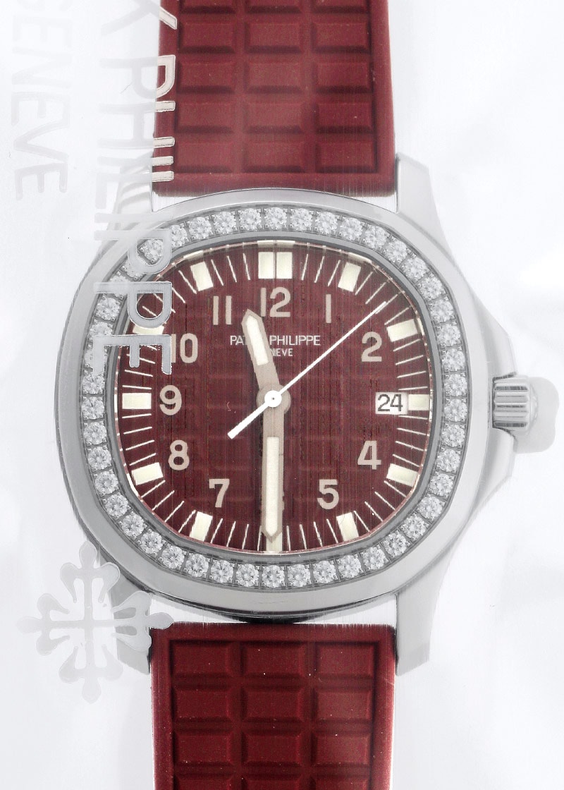 パテックフィリップ - アクアノート ルーチェ | PATEK PHILIPPE | 5067A-010 | SS ボルドー文字盤 クォーツ ラバー | レストア | 中古