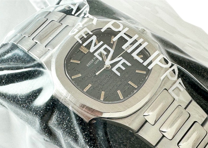 パテックフィリップ - ノーチラス | PATEK PHILIPPE | 3900/1A-001 | SS 黒文字盤 クォーツ ブレスレット | レストア | 中古