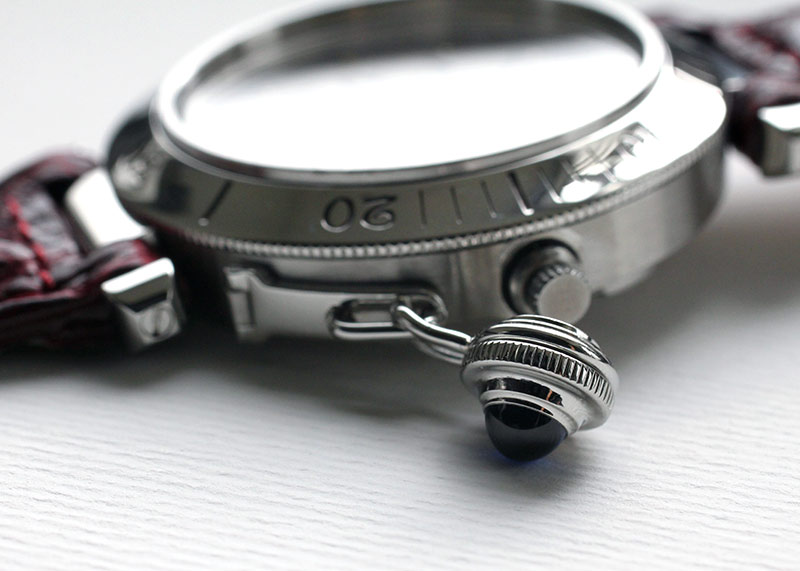 カルティエ - パシャダイバー | CARTIER | 35mm SS アイボリー文字盤 自動巻き レザー | 中古 |