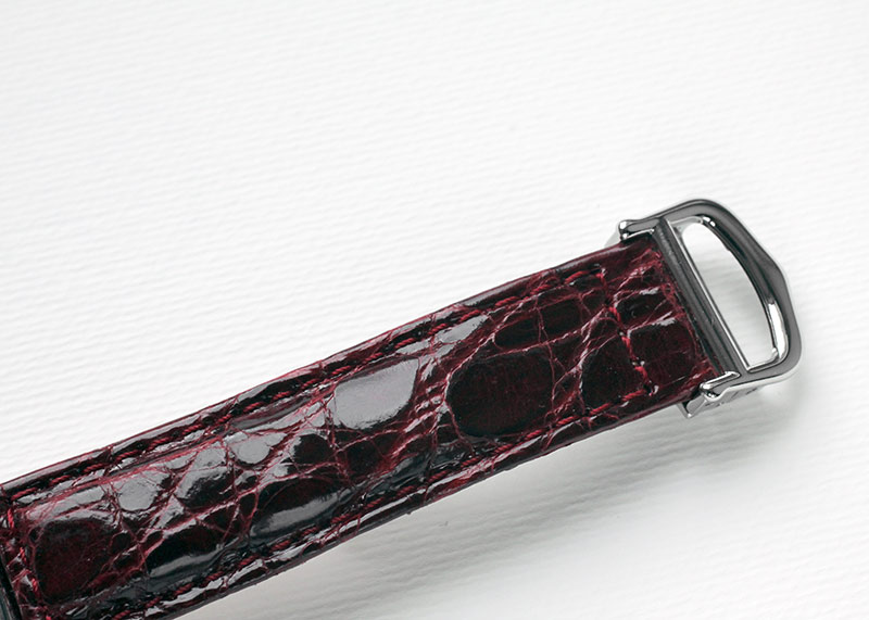 カルティエ - パシャダイバー | CARTIER | 35mm SS アイボリー文字盤 自動巻き レザー | 中古 |