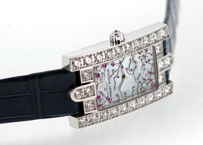 ハリーウィンストン - レディース アヴェニュー クラシック チェリーブロッサム | HARRY WINSTON | AVEQHM21WW286 | WG シェル文字盤 クォーツ レザー |