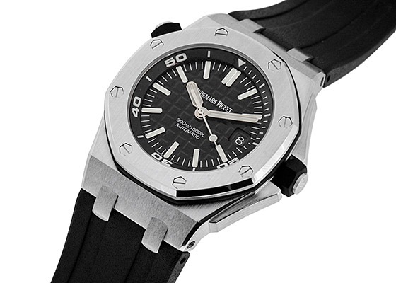 オーデマピゲ - ロイヤルオーク オフショア ダイバー | AUDEMARS PIGUET | 15710ST.OO.A002CA.01 | SS 黒文字盤 自動巻き ラバー | 中古 |
