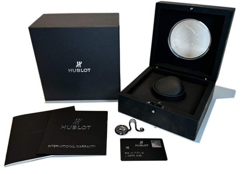 ウブロ - クラシックフュージョン チタニウム ブレスレット | HUBLOT | 568.NX.7170.NX | TI ブルー文字盤 自動巻き ブレスレット | 委託品 | 中古