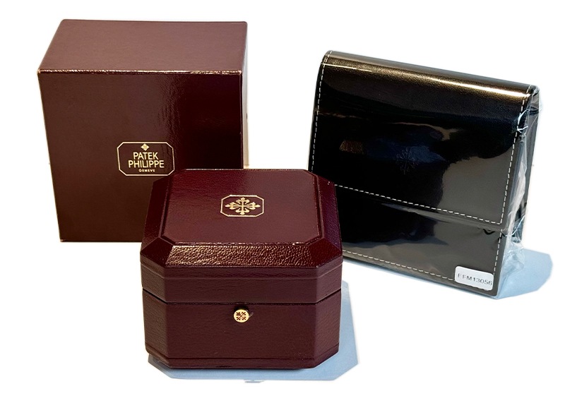 パテックフィリップ - ノーチラス | PATEK PHILIPPE | 3900/1A-001 | SS 黒文字盤 クォーツ ブレスレット | レストア | 中古