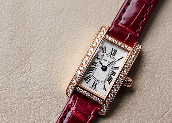 カルティエ - レディース タンクアメリカン ミニ ダイヤモンドベゼル | CARTIER | WB710014 | PG シルバー文字盤 クォーツ レザー |