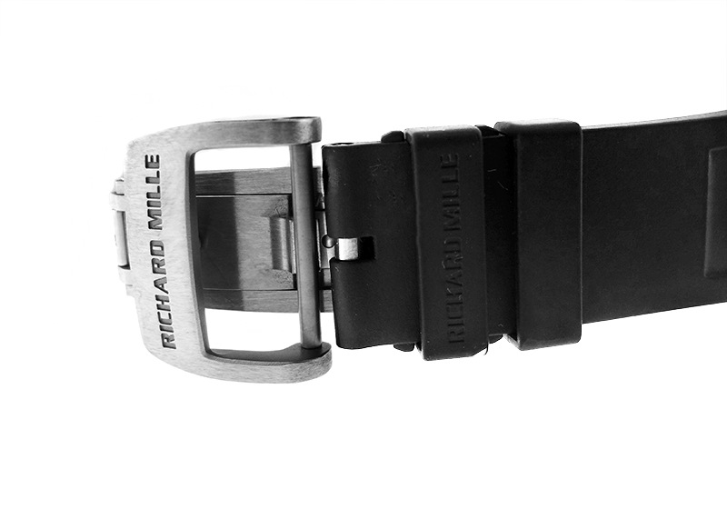 リシャールミル - オートマティック フライバッククロノグラフ デュアルタイムゾーン | RICHARD MILLE | RM11-02 | TI スケルトン文字盤 自動巻き ラバー | 中古 |