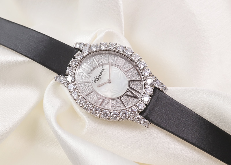 ショパール - ルール ドゥ ディアマン ミディアム オーバル | CHOPARD | 139383-1201 WG ダイヤモンド文字盤 手巻き サテン |