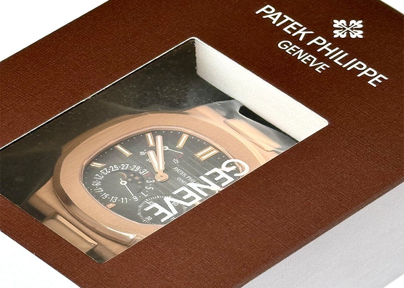 パテックフィリップ - ノーチラス プチコンプリケーション | PATEK PHILIPPE | 5712R-001 | RG ブラウン文字盤 自動巻き レザー | 中古