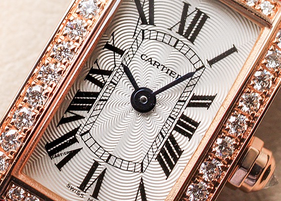 カルティエ - レディース タンクアメリカン ミニ ダイヤモンドベゼル | CARTIER | WB710014 | PG シルバー文字盤 クォーツ レザー |