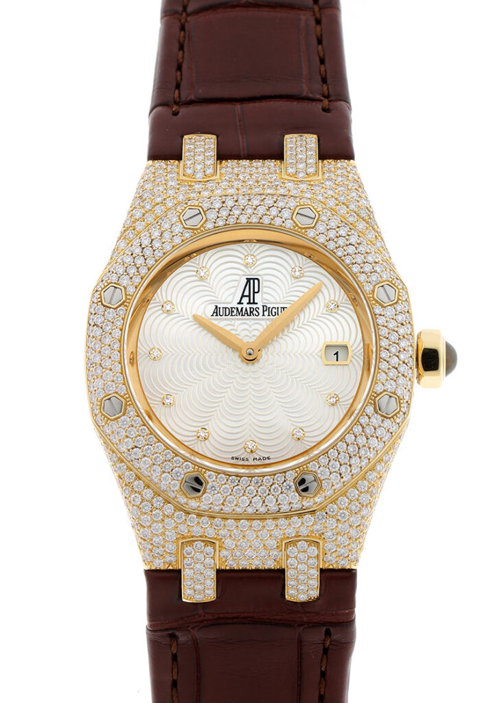 オーデマ ピゲ - レディ ロイヤルオーク ケースダイヤ | AUDEMARS PIGUET | 67605BA.ZZ.D080OS | YG ホワイトシェル文字盤 クォーツ レザー | 中古 |