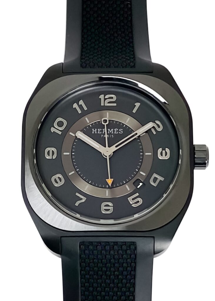 エルメス - H08 | HERMES | SP1.742.332 | グラフェン 黒文字盤 自動巻き ラバー | 委託品 | 中古