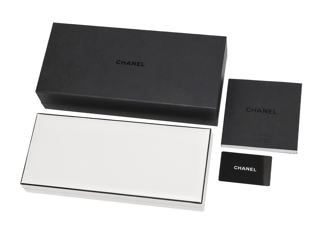 シャネル - ボーイフレンド スモールモデル | CHANEL | H6587 | BG シルバー文字盤 クォーツ レザー | 中古