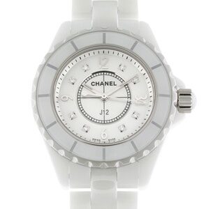 シャネル - レディース J12 | CHANEL | H2422 | 33mm 白セラミック 白シェル文字盤/8Pダイヤモンド クォーツ ブレスレット