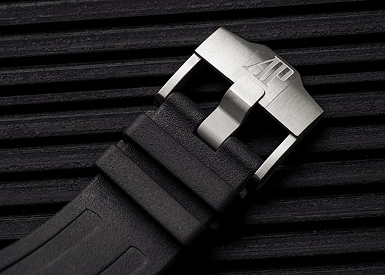 オーデマピゲ - ロイヤルオーク オフショア ダイバー | AUDEMARS PIGUET | 15710ST.OO.A002CA.01 | SS 黒文字盤 自動巻き ラバー | 中古 |