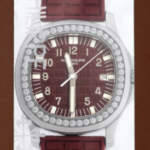 パテックフィリップ - アクアノート ルーチェ | PATEK PHILIPPE | 5067A-010 | SS ボルドー文字盤 クォーツ ラバー | レストア | 中古