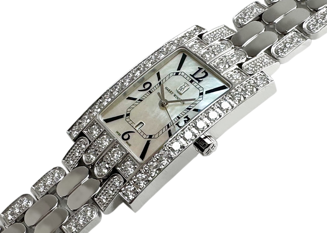 ハリーウィンストン - アヴェニュー ミッドサイズ | HARRY WINSTON | AVEQHM26WW027 | WG シェル文字盤 クォーツ ブレスレット | 委託品 | 中古
