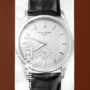 パテックフィリップ - カラトラバ | PATEK PHILIPPE | 5196G-001 | WG シルバー文字盤 手巻き レザー | レストア | 中古 |