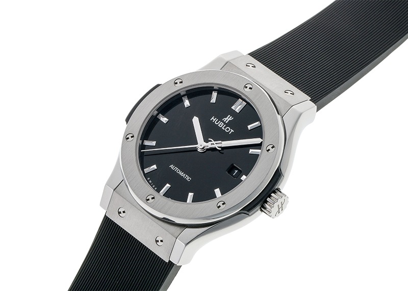 ウブロ - クラシックフュージョン ブラックシャイニー | HUBLOT | 542.NX.1270.LR | TI 黒文字盤 自動巻き ラバー | 中古