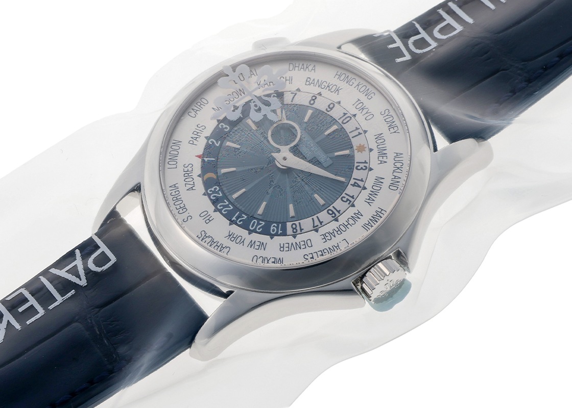 パテックフィリップ - ワールドタイム | PATEK PHILIPPE | 5130P-001 | PT ブルー文字盤 自動巻き レザー | 中古