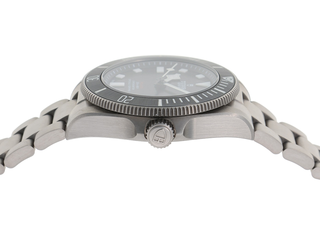 チューダー - ペラゴス 39 | TUDOR | M25407N-0001 | TI 黒文字盤 自動巻き ブレスレット | 中古