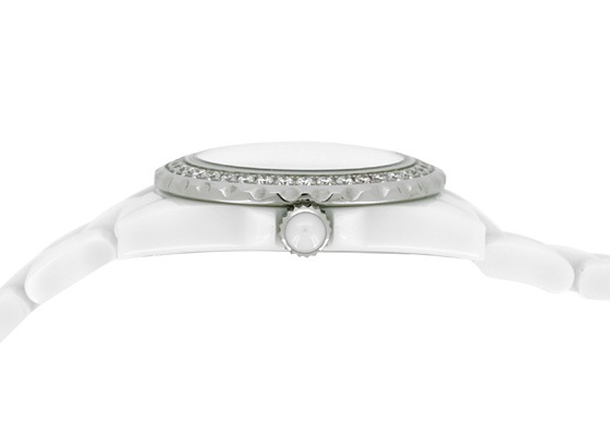シャネル - レディース J12 ベゼルダイヤモンド | CHANEL | H2572 | 29mm CE 白シェル文字盤/8Pダイヤモンド クォーツ ブレスレット