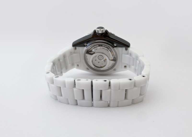 シャネル - パラドックス | CHANEL | H6515 J12 CE 白文字盤 自動巻き ブレスレット | 委託品 | 中古 |