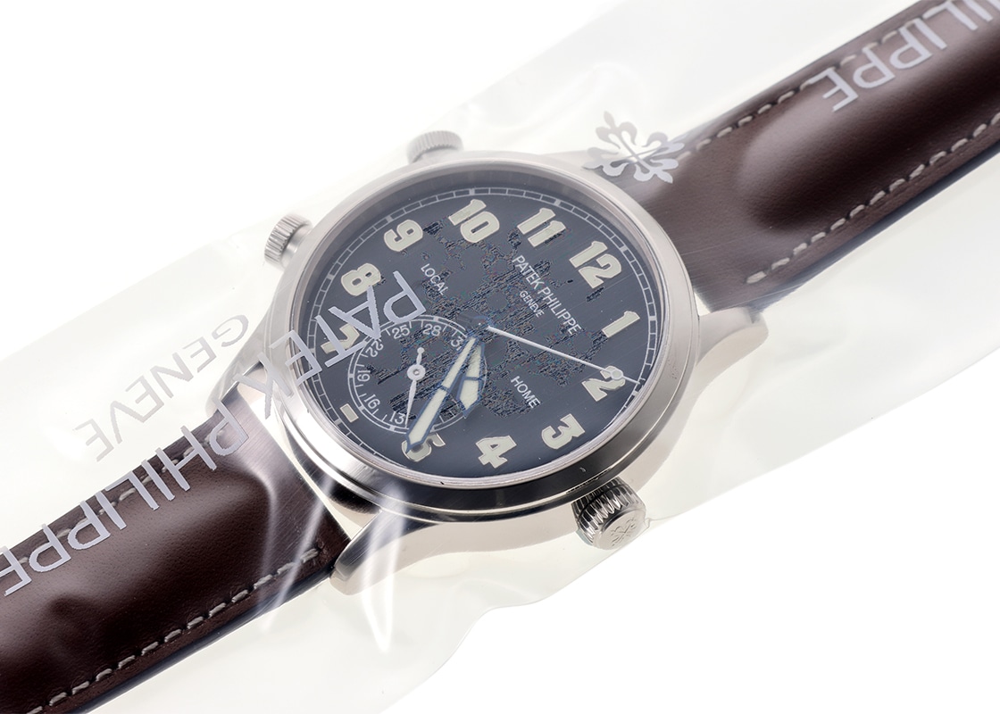 パテックフィリップ - カラトラバ パイロット トラベルタイム | PATEK PHILIPPE | 5524G-001 | WG ブルー文字盤 自動巻き レザー | レストア