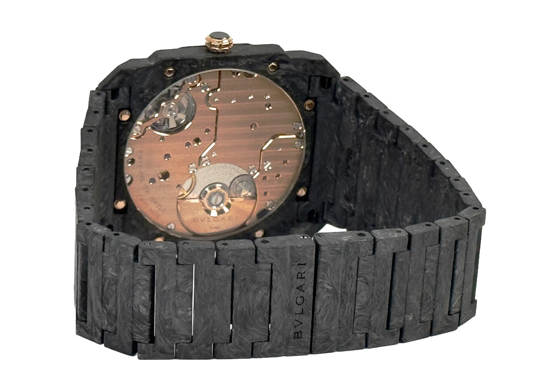ブルガリ - オクト フィニッシモ カーボンゴールド オートマティック | BVLGARI | 103779 | カーボン グレー文字盤 自動巻き ブレスレット | 委託品 | 中古