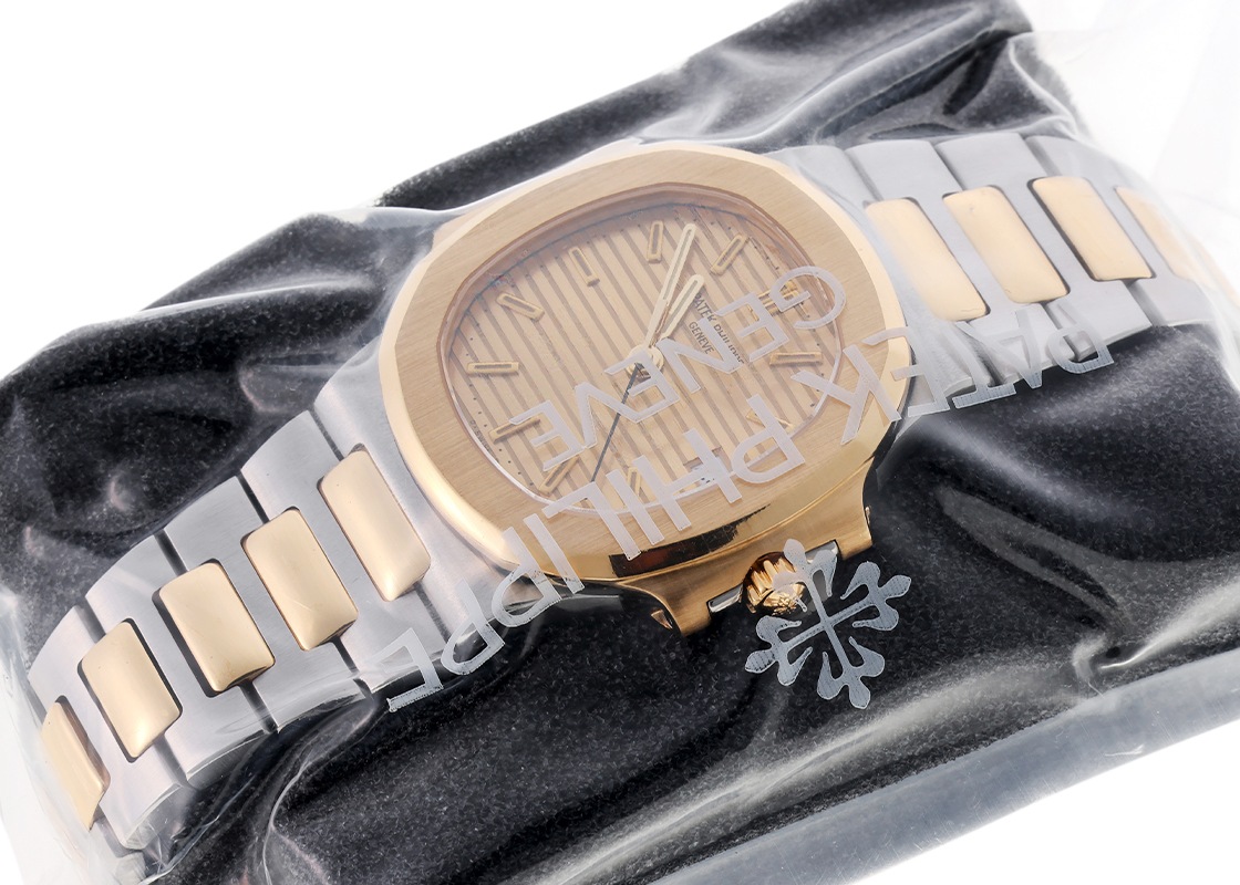 パテックフィリップ - ノーチラス | PATEK PHILIPPE | 3800/1JA-001 | YG&SS シャンパン文字盤 自動巻き ブレスレット | レストア