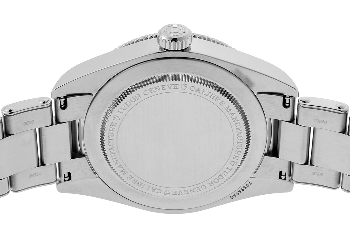 チューダー - ブラックベイ 58 | TUDOR | M7939A1A0RU-0002 | SS レッド文字盤 自動巻き ブレスレット | 中古
