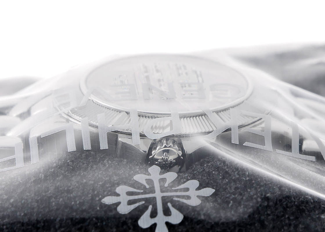 パテックフィリップ - ネプチューン | PATEK PHILIPPE | 4880/1A-010 | SS 黒文字盤 クォーツ ブレスレット | レストア