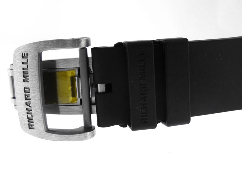 リシャールミル - オートマティック フライバック クロノグラフ | RICHARD MILLE | RM11-03 | TI スケルトン文字盤 自動巻き ラバー | 中古 |
