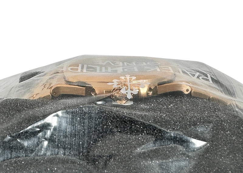 パテックフィリップ - ノーチラス | PATEK PHILIPPE | 5711/1R-001 | RG ブラウン文字盤 自動巻き ブレスレット | 中古