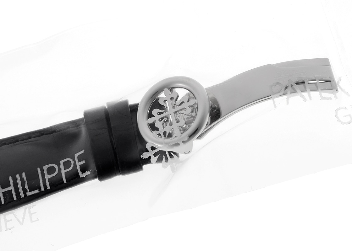 パテックフィリップ - アニュアルカレンダー ムーンフェイズ | PATEK PHILIPPE | 5396G-011 | WG シルバー文字盤 自動巻き レザー | 中古