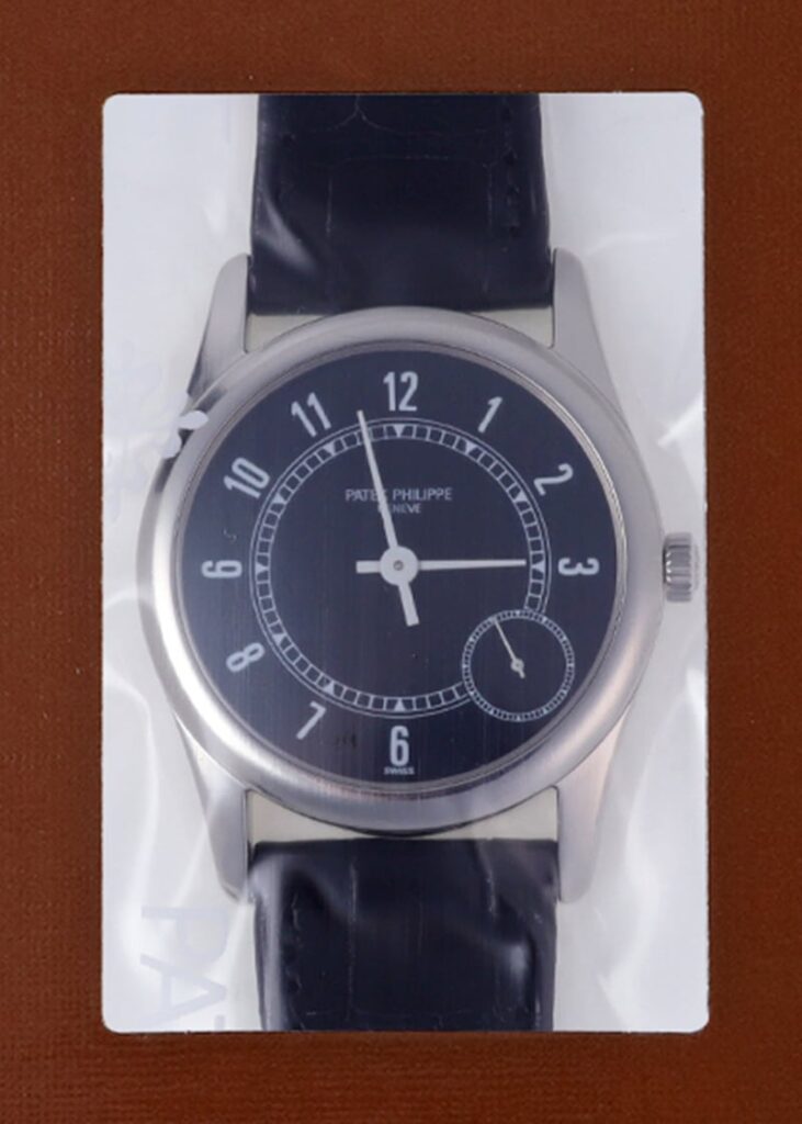 パテックフィリップ - カラトラバ | PATEK PHILIPPE | 5000G | WG 黒文字盤 自動巻き レザー | レストア | 中古 |