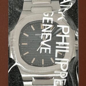 パテックフィリップ - ノーチラス | PATEK PHILIPPE | 3900/1A-001 | SS 黒文字盤 クォーツ ブレスレット | レストア | 中古