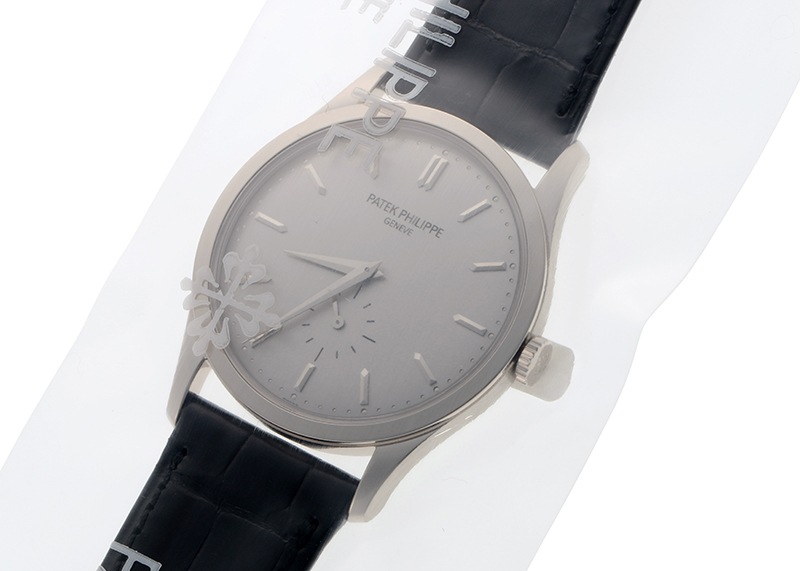 パテックフィリップ - カラトラバ | PATEK PHILIPPE | 5196G-001 | WG シルバー文字盤 手巻き レザー | レストア | 中古
