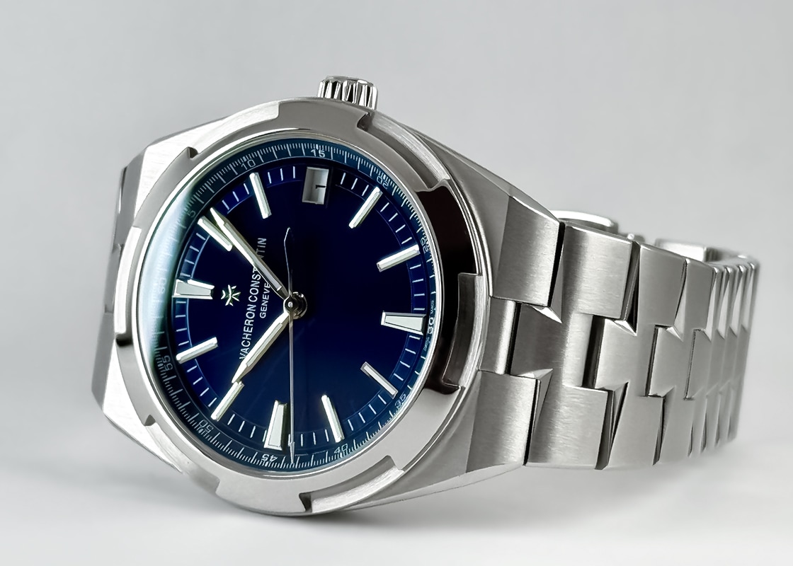 ヴァシュロンコンスタンタン - オーヴァーシーズ | VACHERON CONSTANTIN | 4500V/110A-B128 | SS ブルー文字盤 自動巻き ブレスレット | 中古