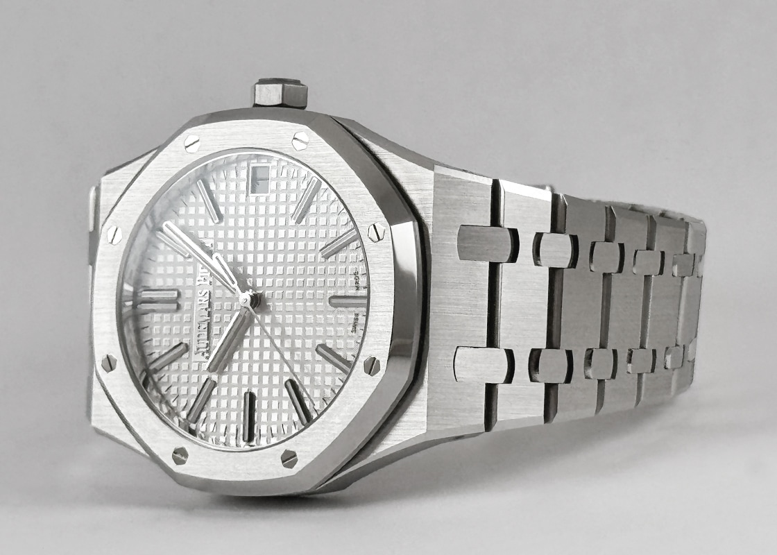 オーデマピゲ - ロイヤルオーク | AUDEMARS PIGUET | 15510ST.OO.1320ST.08 | SS シルバー文字盤 自動巻き ブレスレット| 委託品 | 中古
