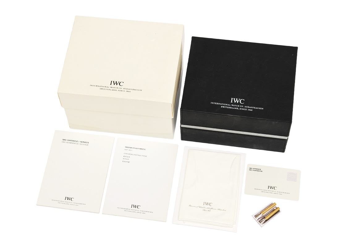 IWC - インヂュニア | INTERNATIONAL WATCH COMPANY | IW322701 | SS 黒文字盤 自動巻き ブレスレット | 中古