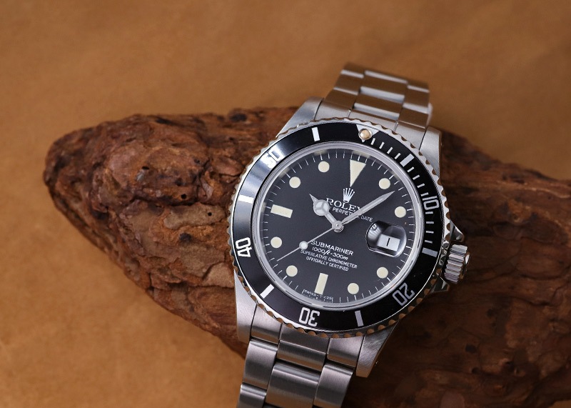 ロレックス - サブマリーナー デイト | ROLEX | 16800 | SS 黒文字盤 自動巻き ブレスレット| 1983年製 | リング無し | 中古 |