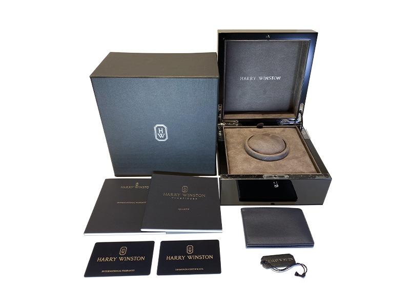 ハリーウィンストン - アヴェニュー クラシック オーロラ | HARRY WINSTON | AVEQHM21WW231 | WG シェル文字盤 クォーツ レザー | 中古 |