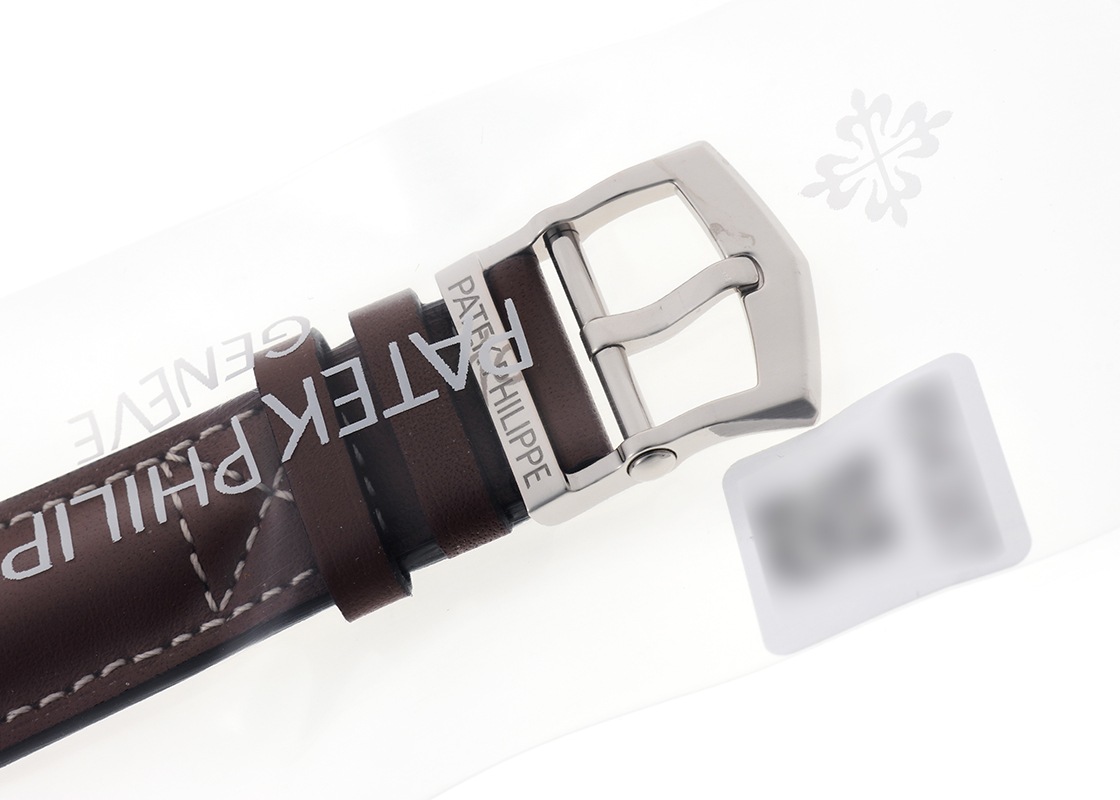 パテックフィリップ - カラトラバ パイロット トラベルタイム | PATEK PHILIPPE | 5524G-001 | WG ブルー文字盤 自動巻き レザー | レストア