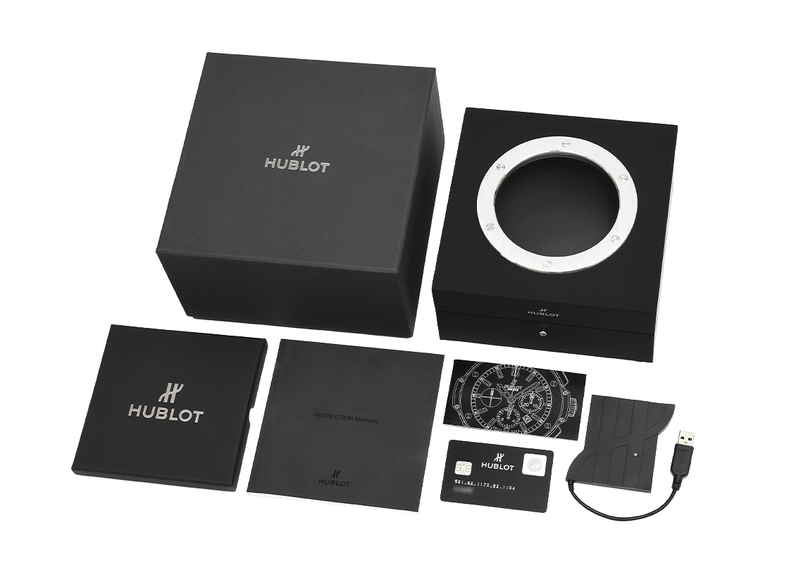 ウブロ - クラシックフュージョン ベゼルダイヤ | HUBLOT | 581.NX.1170.RX.1104 | TI 黒文字盤 クォーツ ラバー | 中古