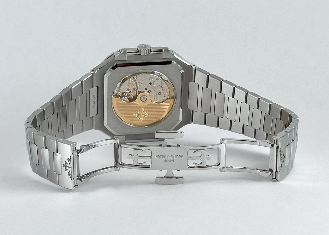 パテックフィリップ - キュビタス | PATEK PHILIPPE | 5821/1A-001 | SS オリーブグリーン文字盤 自動巻き ブレスレット | 中古