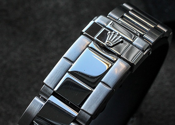 ロレックス - オイスター パーペチュアル コスモグラフ デイトナ A番 | ROLEX | 16520 | SS 黒文字盤 自動巻き ブレスレット | 中古 |